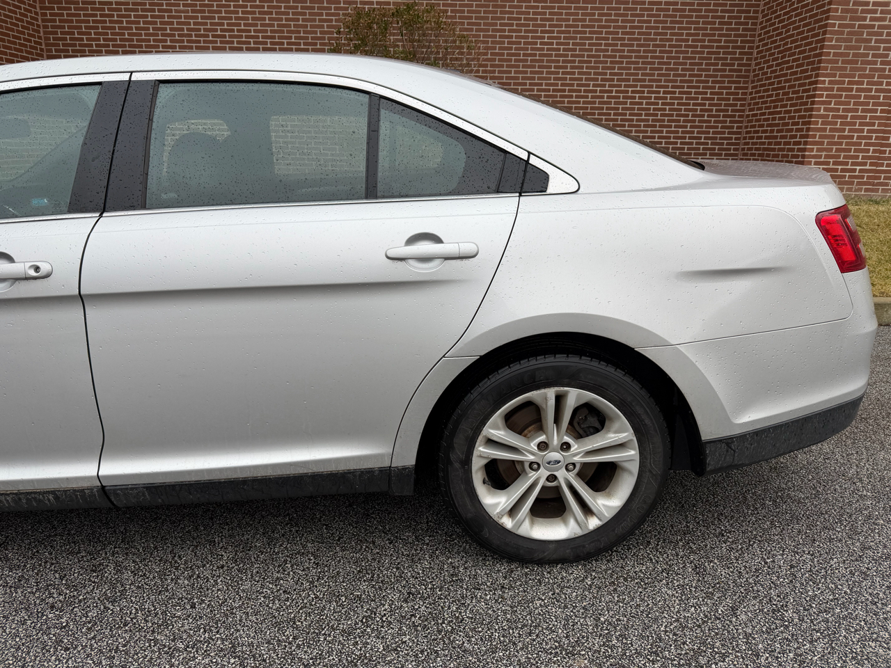 Ford Taurus SEL 2017