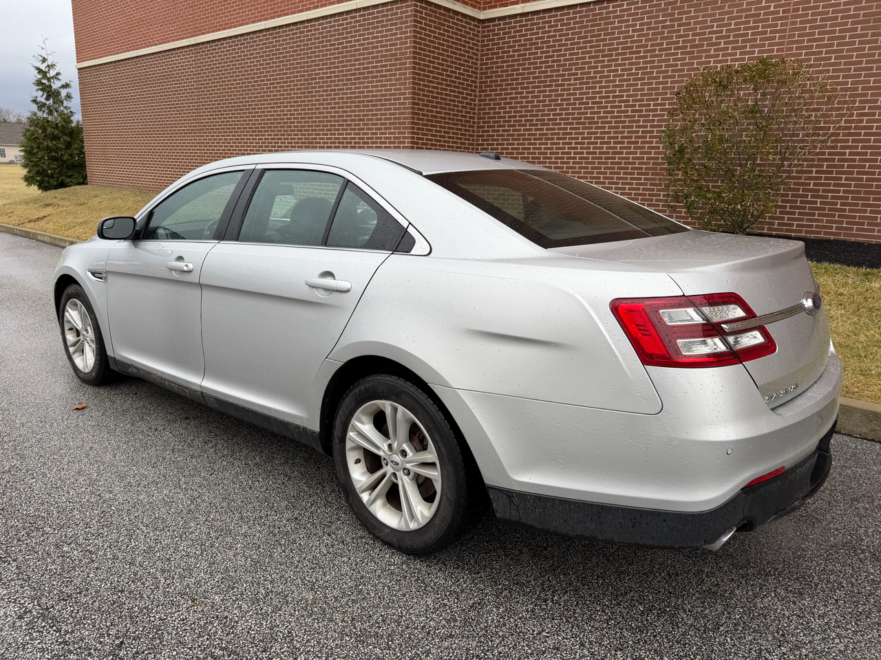 Ford Taurus SEL 2017