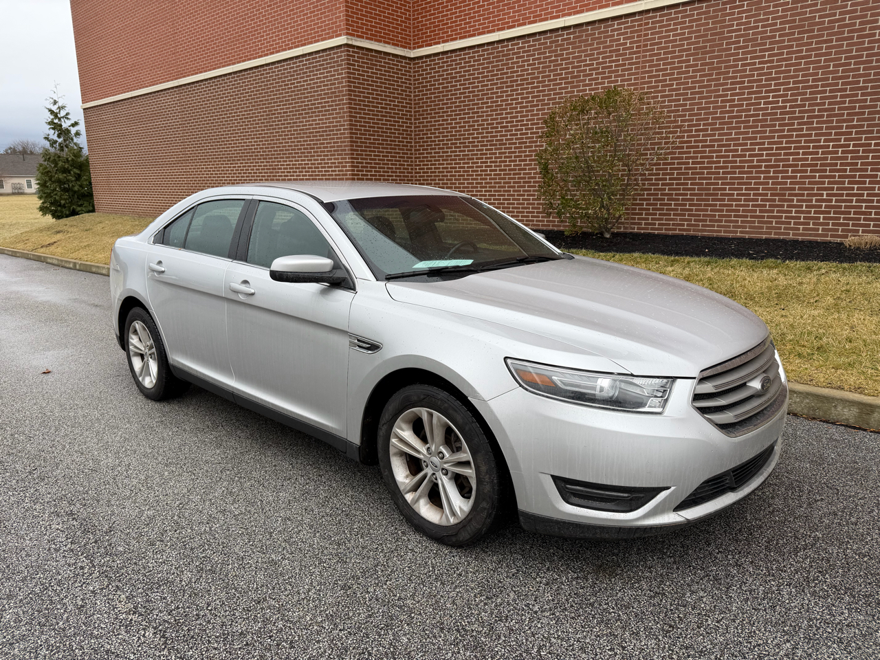 Ford Taurus SEL 2017