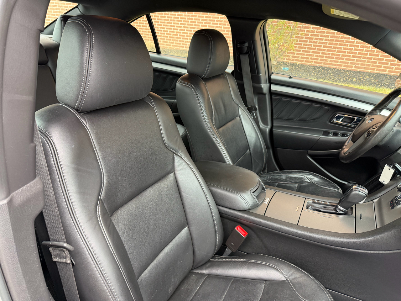 Ford Taurus SEL 2017