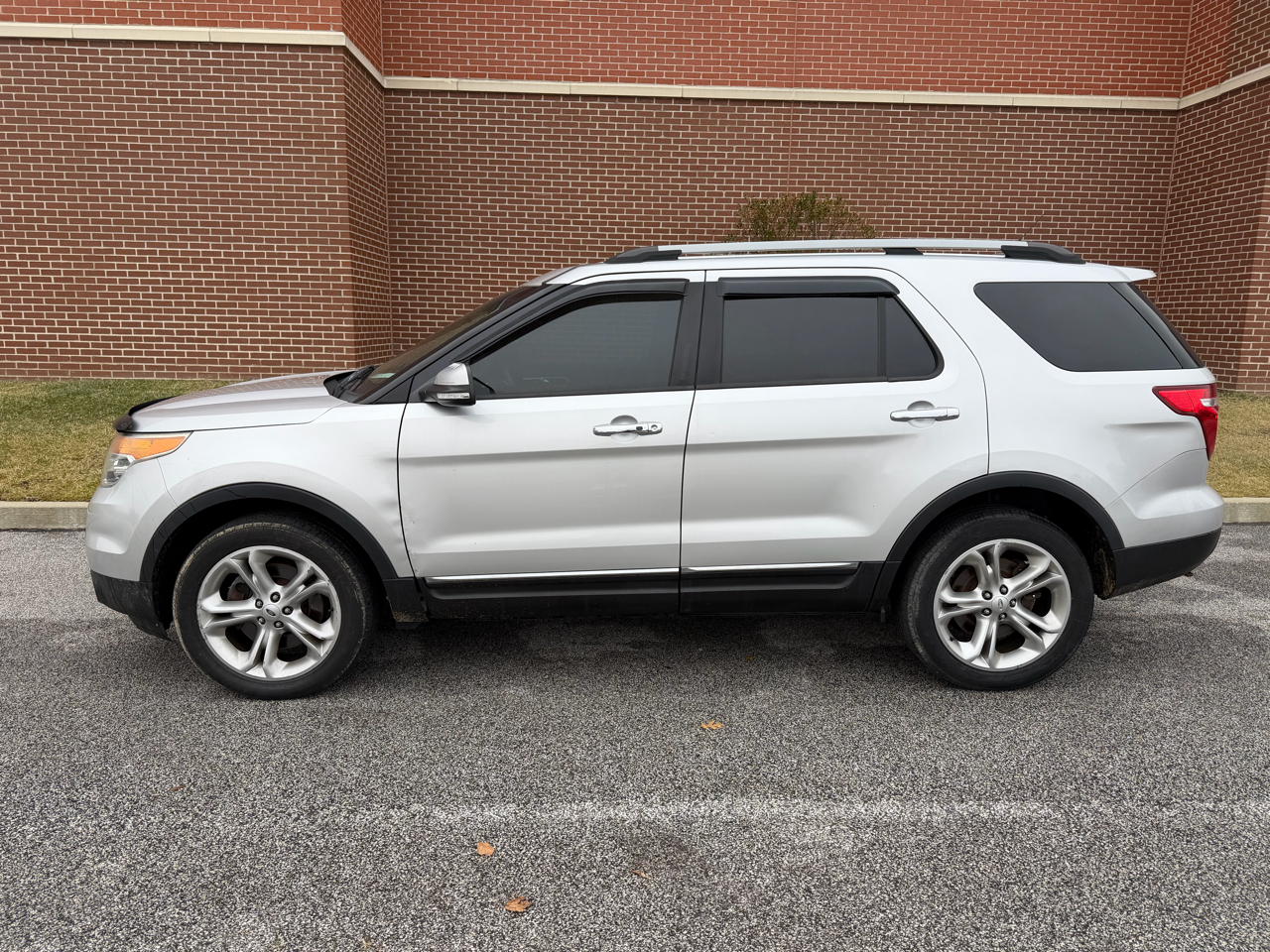 Ford Explorer  2014