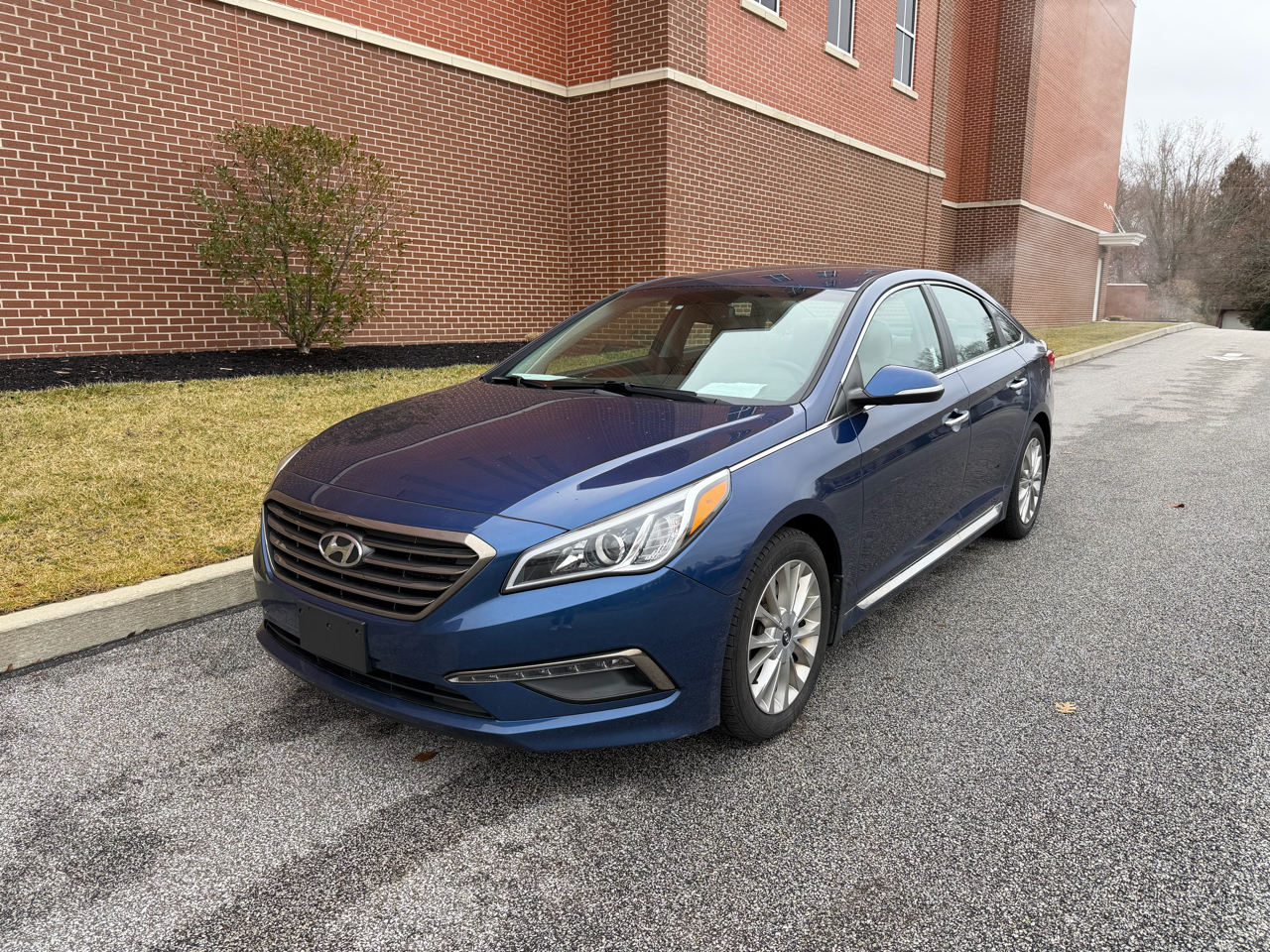 2015 Hyundai Sonata Limited's photo