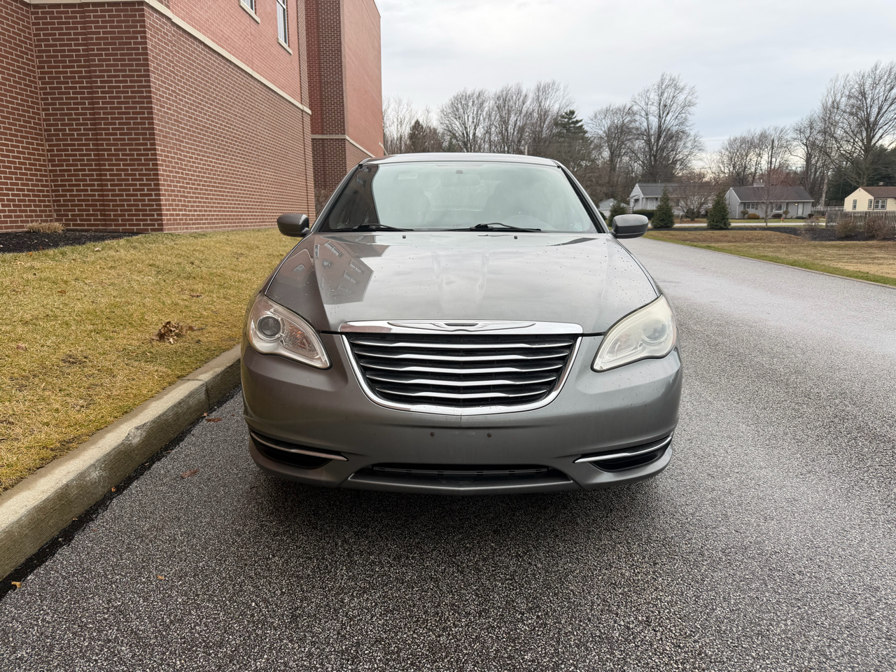 Chrysler 200  2012