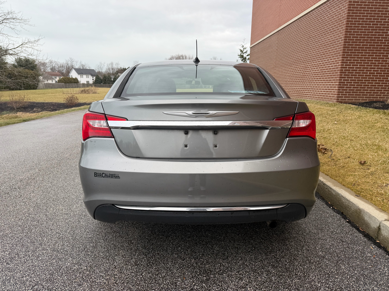 Chrysler 200  2012