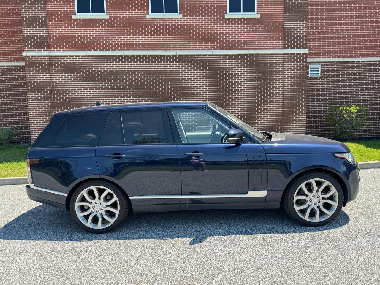 Land Rover Range Rover 4WD 4dr Supercharged 2016