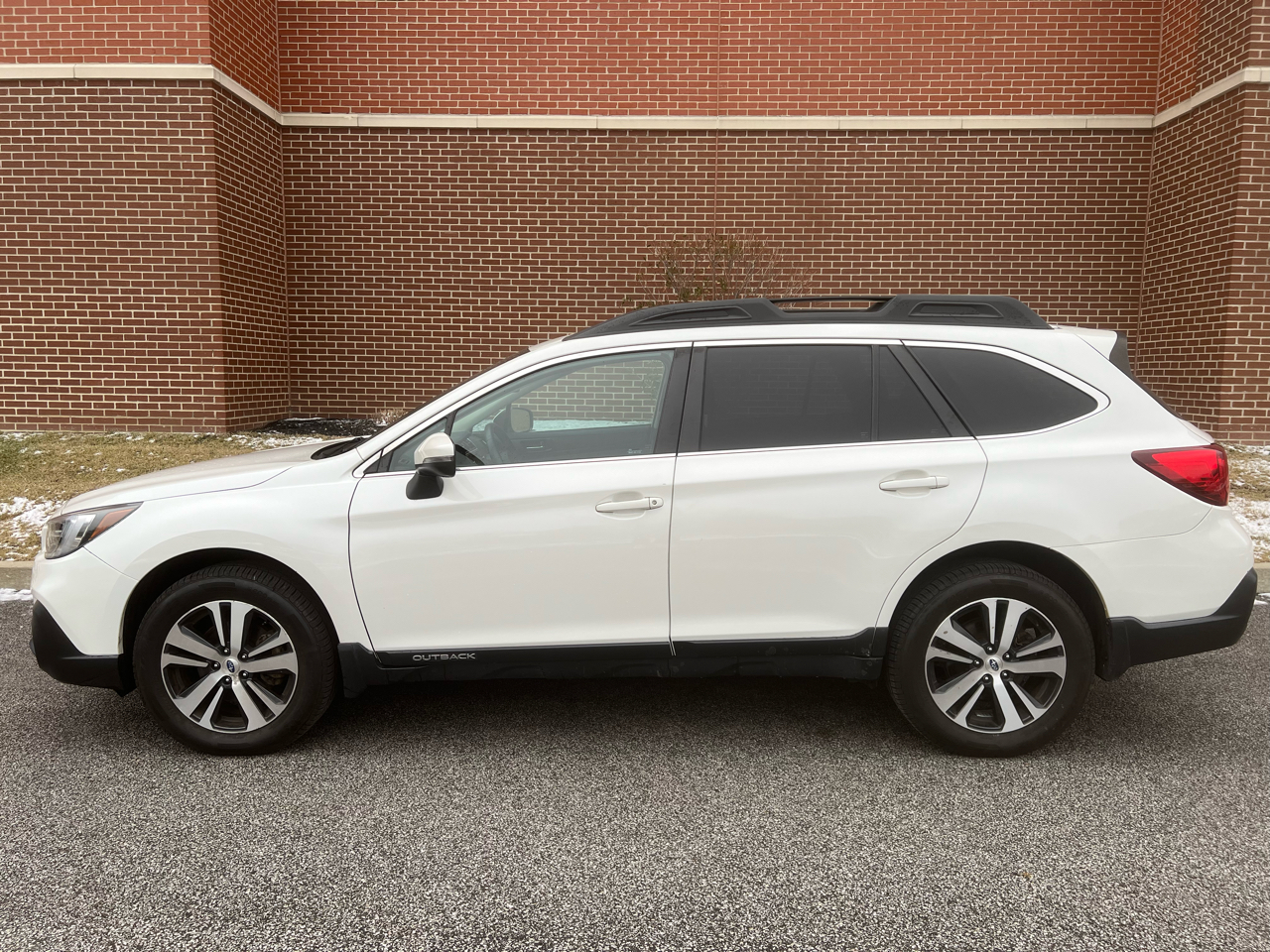 Subaru Outback  2018