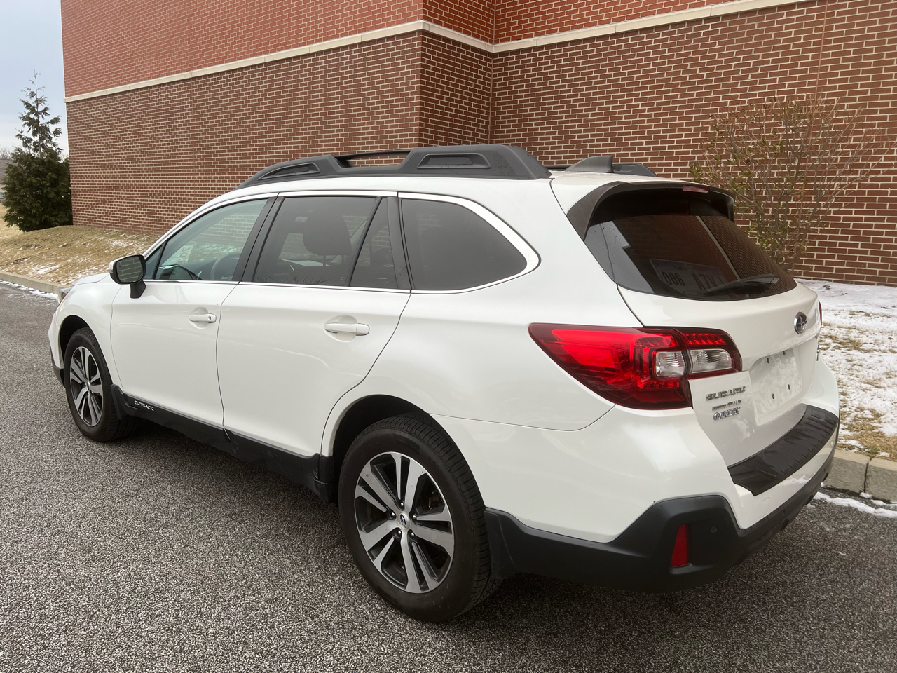 Subaru Outback  2018