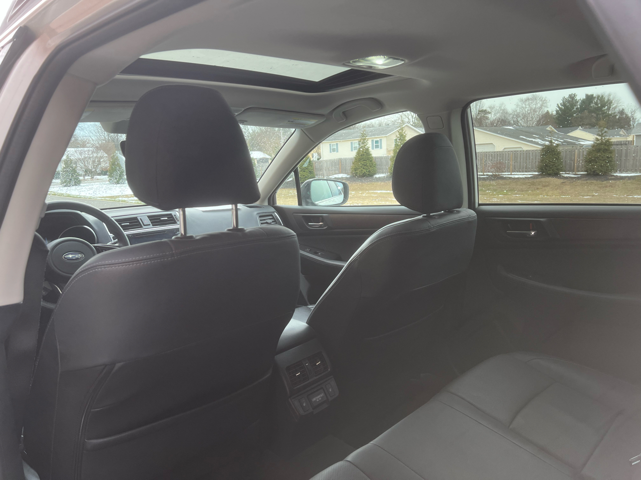 Subaru Outback  2018