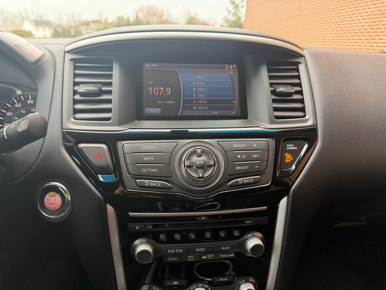 Nissan Pathfinder  2014