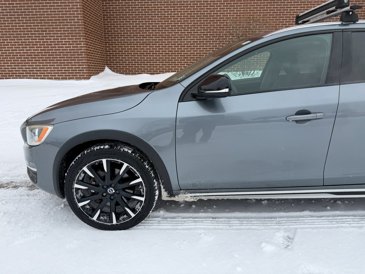 Volvo V60 Cross Country  2018