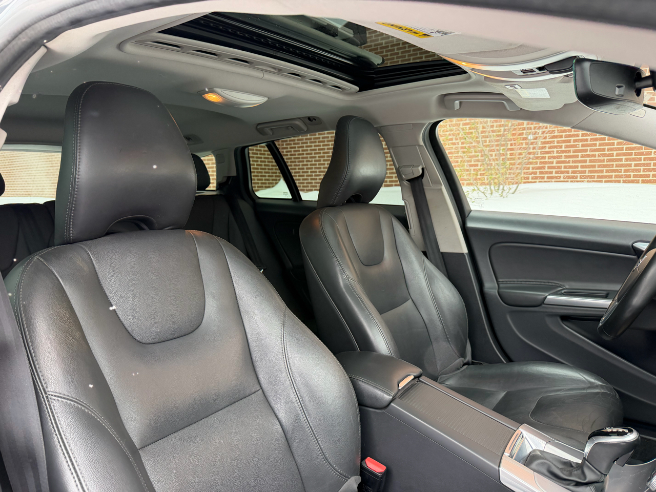 Volvo V60 Cross Country  2018