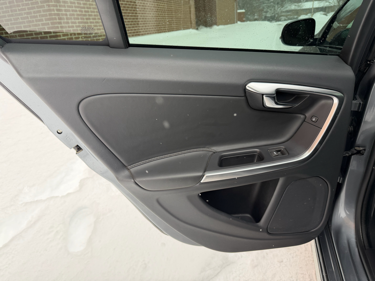 Volvo V60 Cross Country  2018