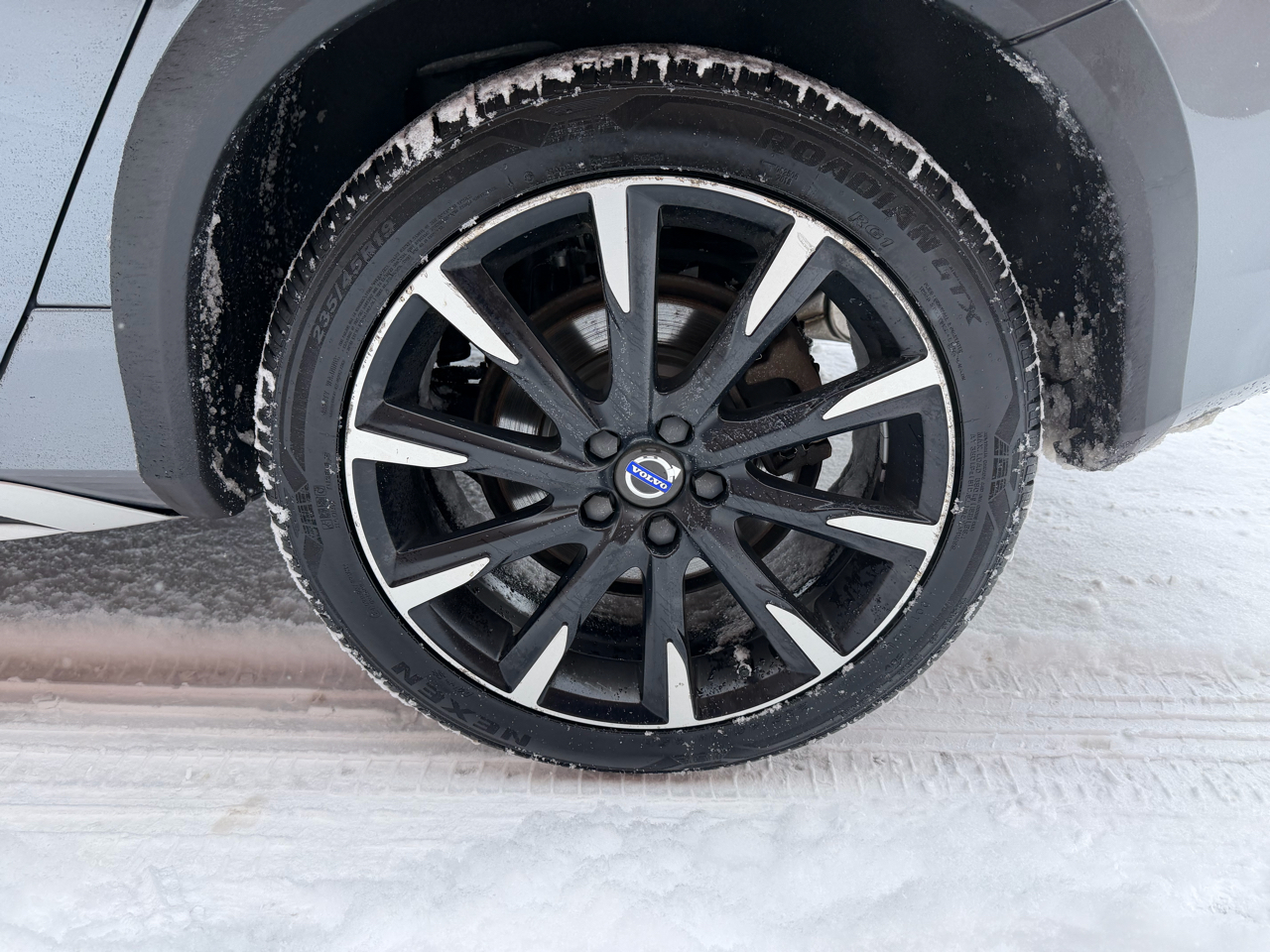 Volvo V60 Cross Country  2018