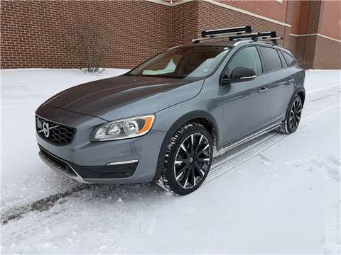 2018 Volvo V60 Cross Country T5 PREMIER