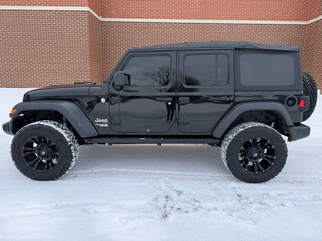 Jeep Wrangler  2018