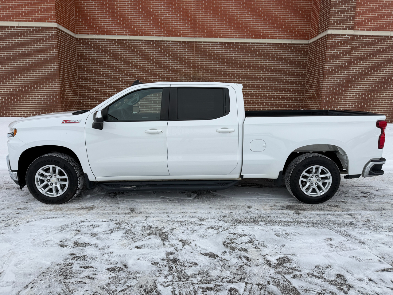 Chevrolet Silverado 1500 Crew Cab Crew Cab 143.5" WB 4WD LT 2019