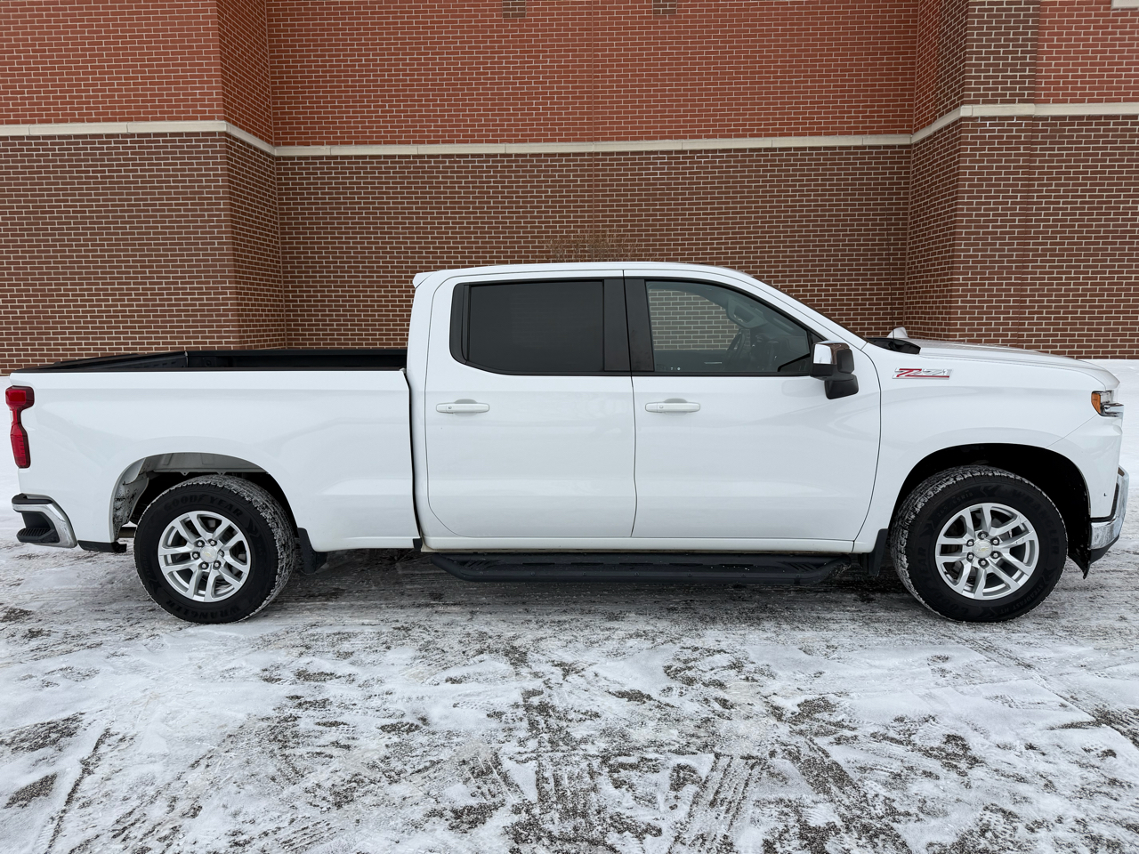 Chevrolet Silverado 1500 Crew Cab Crew Cab 143.5" WB 4WD LT 2019