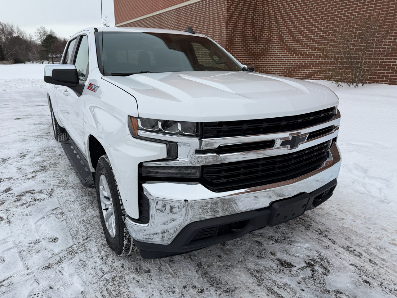 Chevrolet Silverado 1500 Crew Cab Crew Cab 143.5" WB 4WD LT 2019