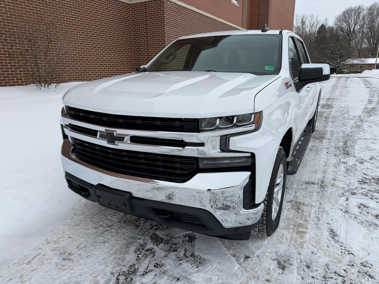 Chevrolet Silverado 1500 Crew Cab Crew Cab 143.5" WB 4WD LT 2019