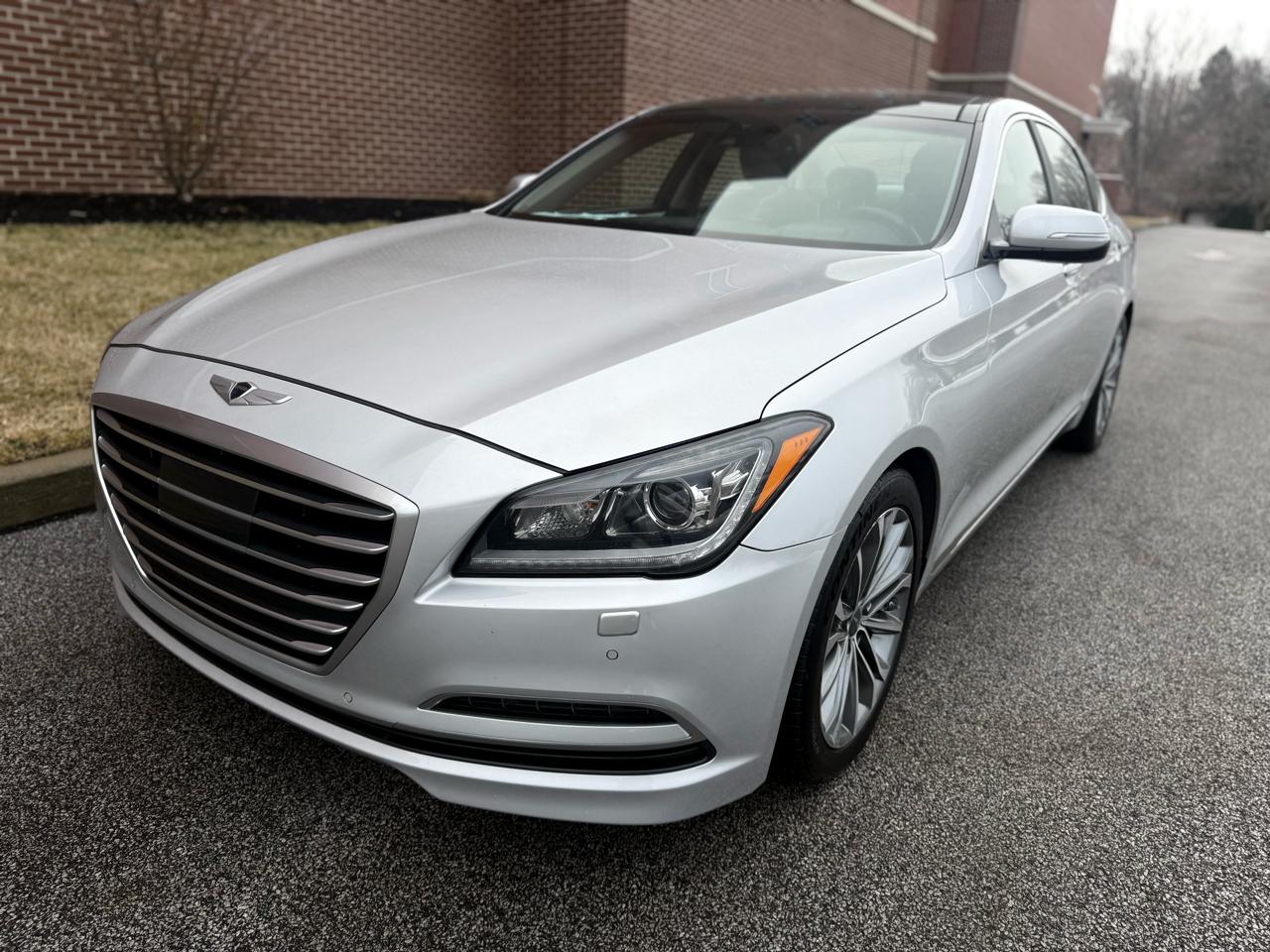 Hyundai Genesis  2015