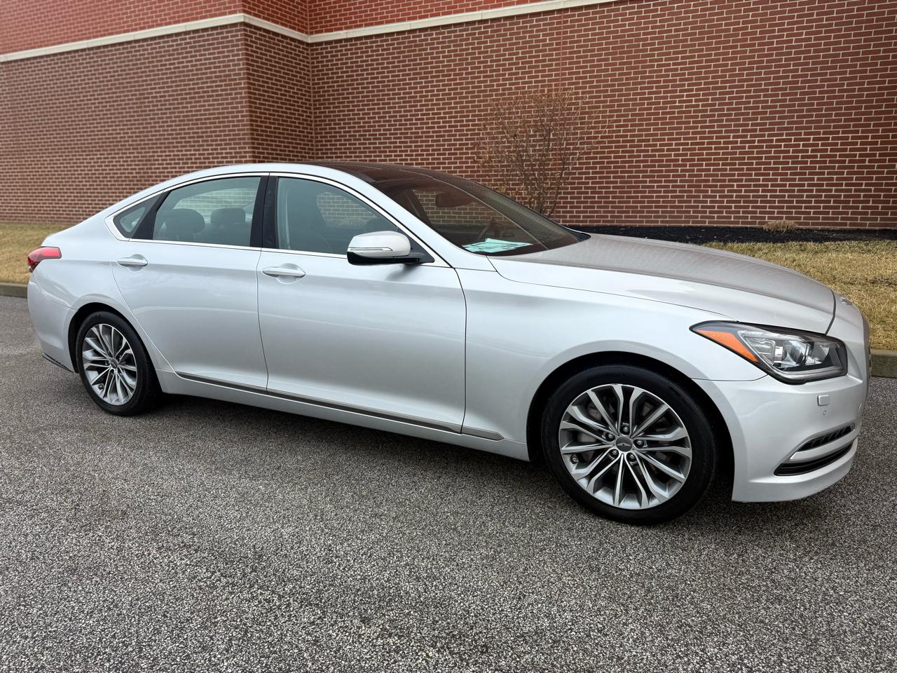 Hyundai Genesis  2015