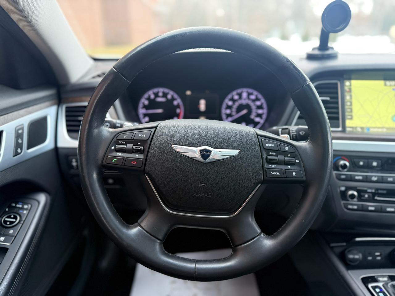 Hyundai Genesis  2015