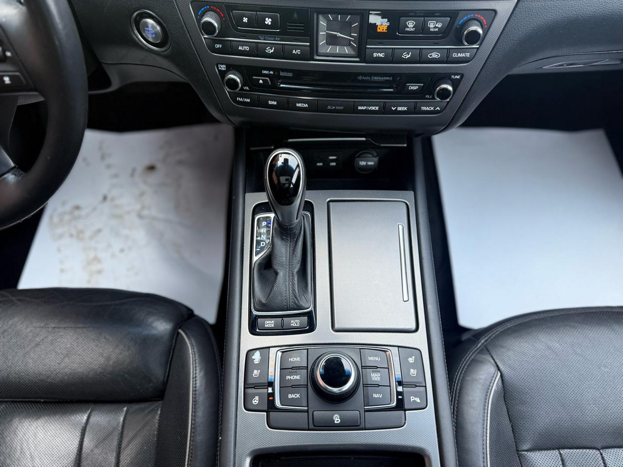 Hyundai Genesis  2015