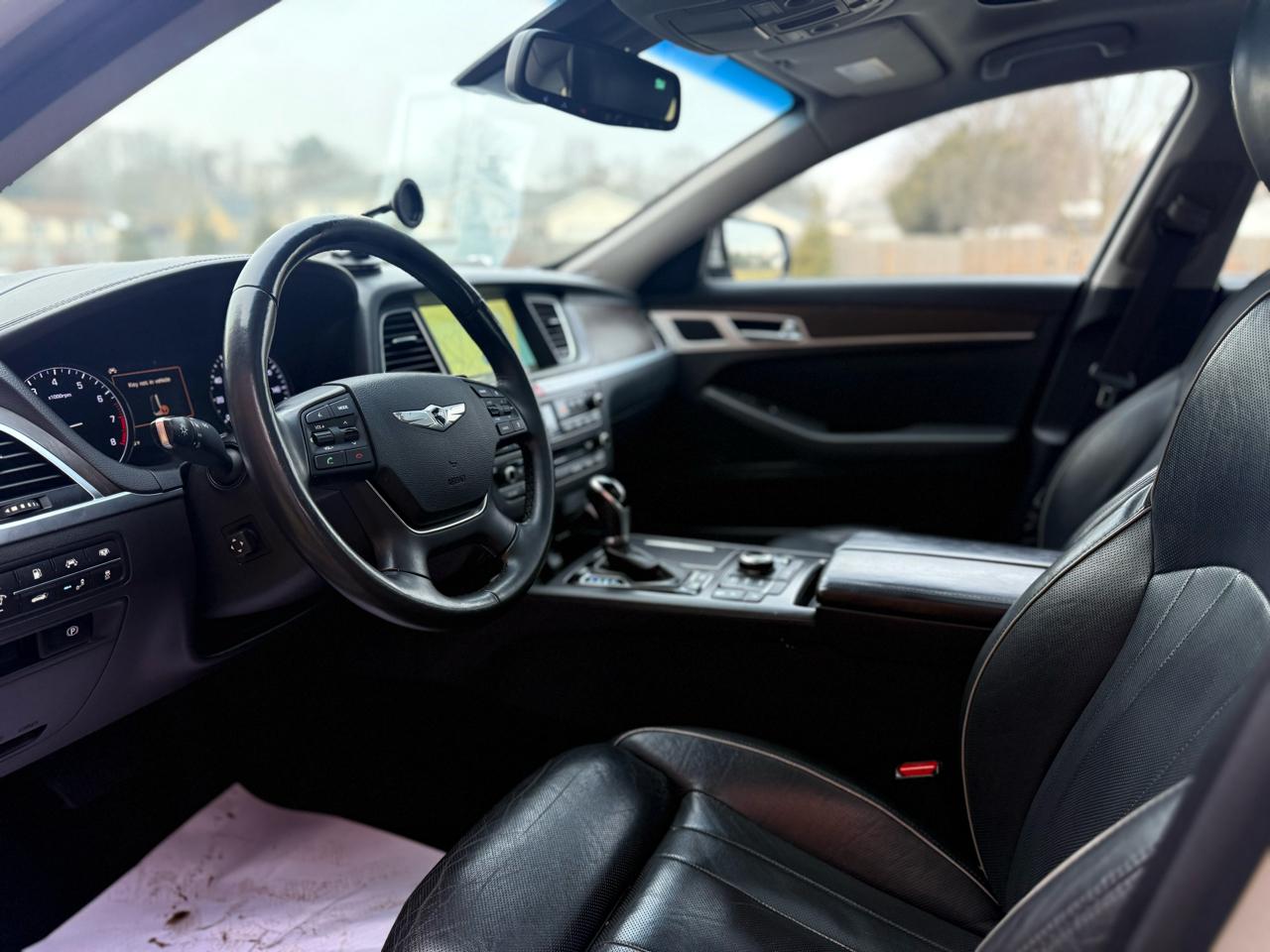 Hyundai Genesis  2015