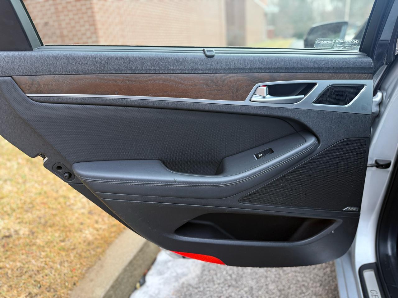 Hyundai Genesis  2015