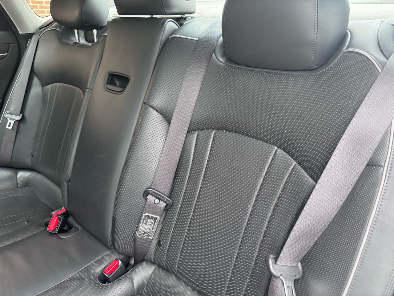 Hyundai Genesis  2015