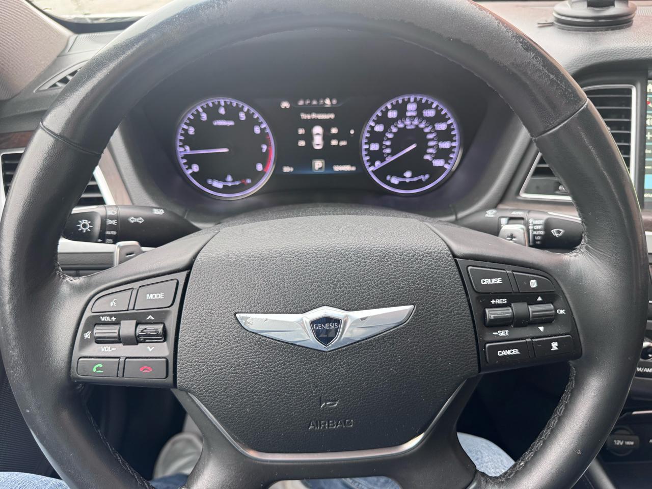 Hyundai Genesis  2015