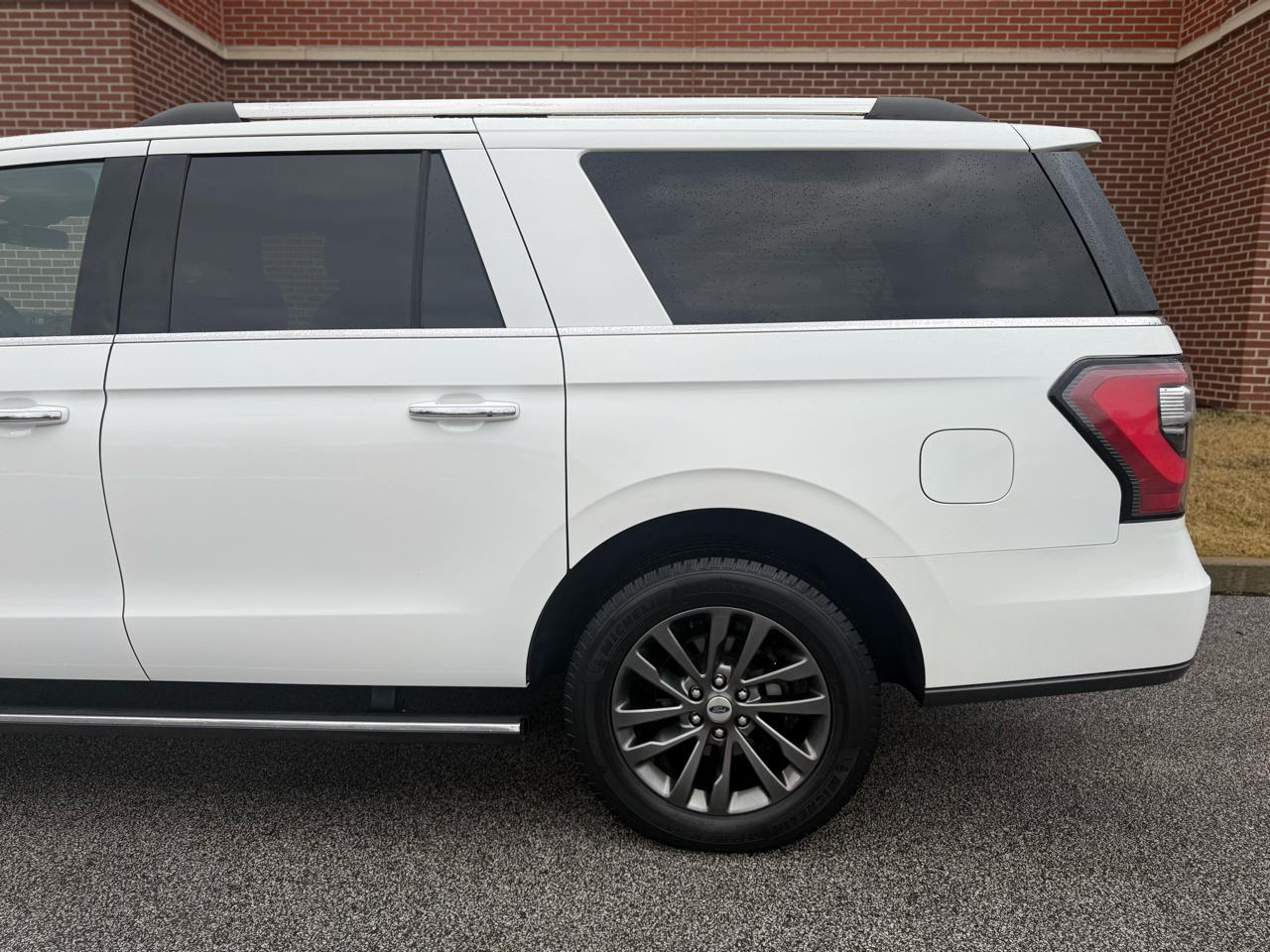 Ford Expedition  2020