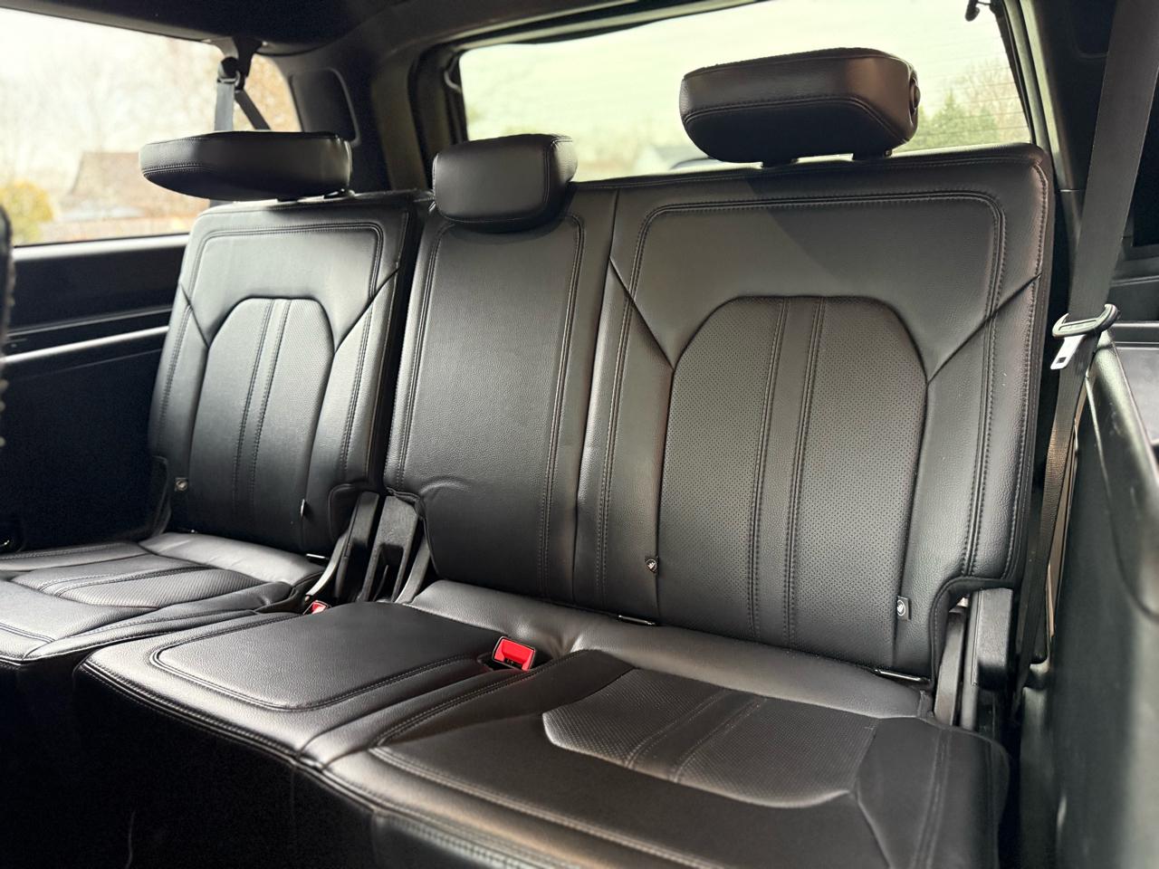 Ford Expedition  2020