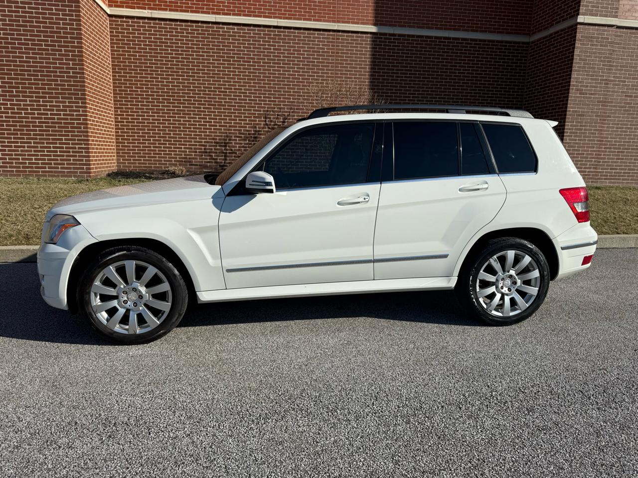 Mercedes-Benz GLK-Class  2011