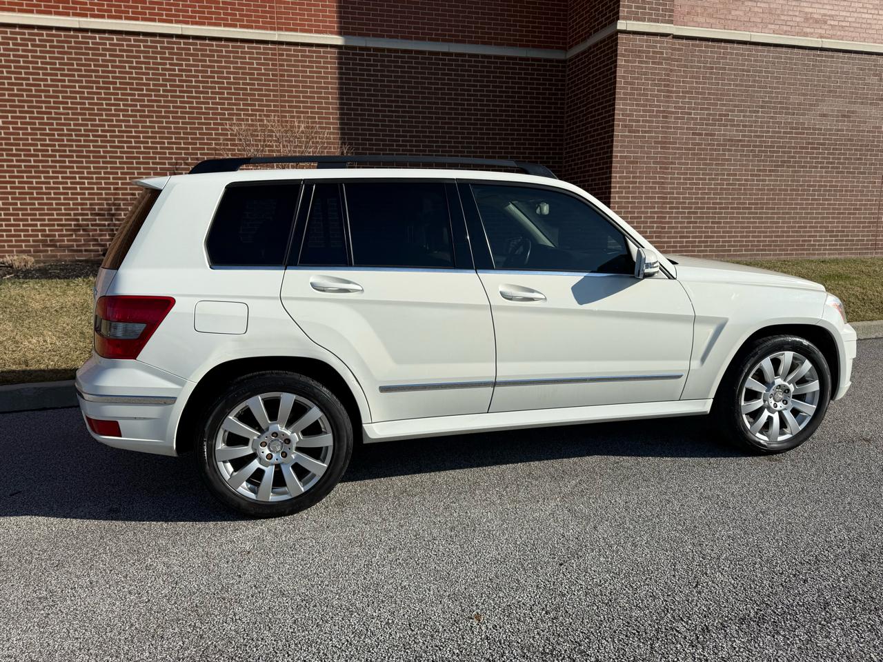 Mercedes-Benz GLK-Class  2011