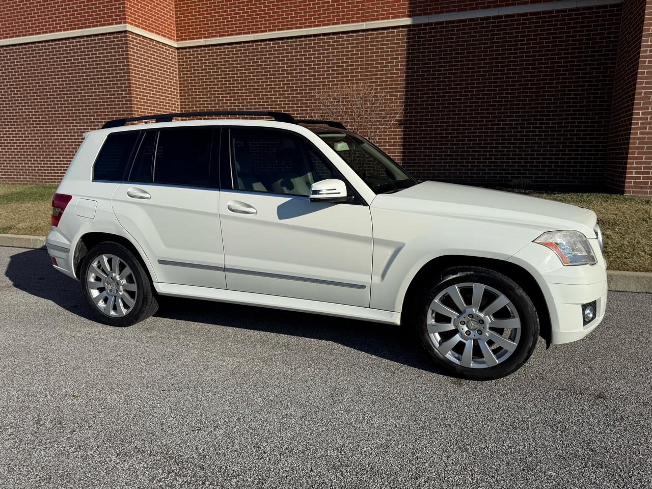 Mercedes-Benz GLK-Class  2011