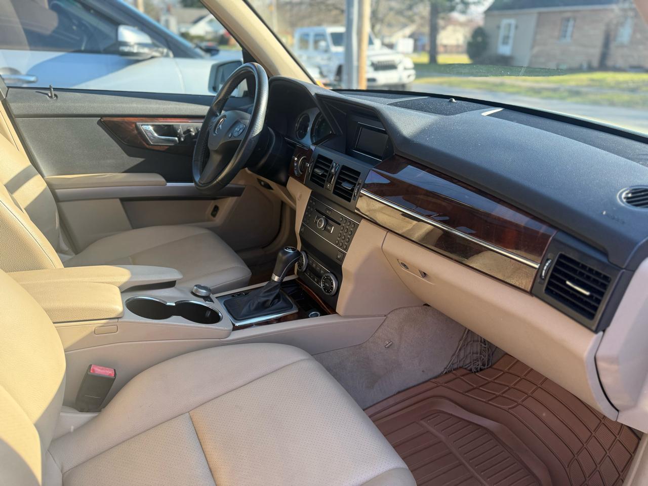 Mercedes-Benz GLK-Class  2011