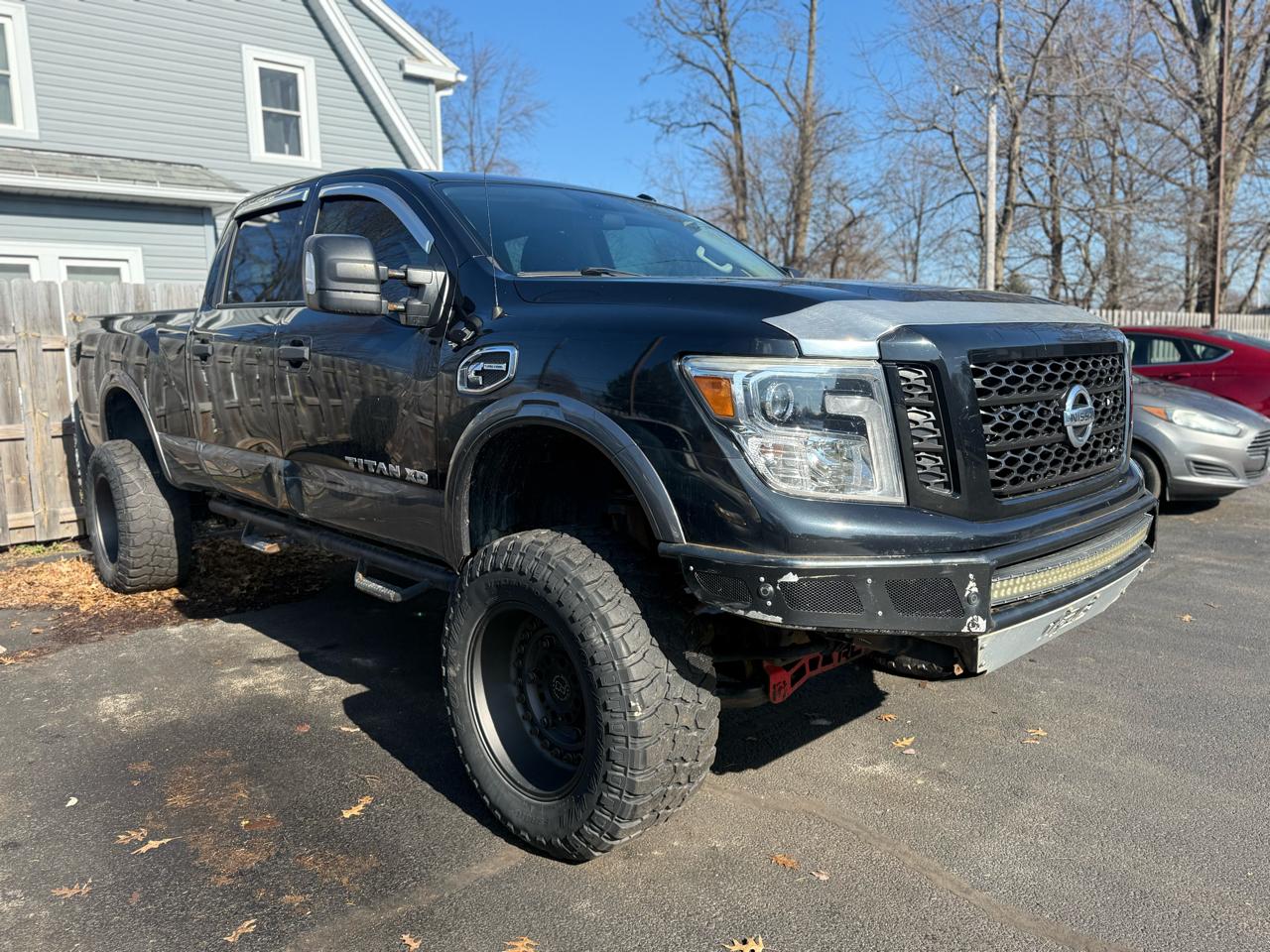 Nissan Titan XD  2017