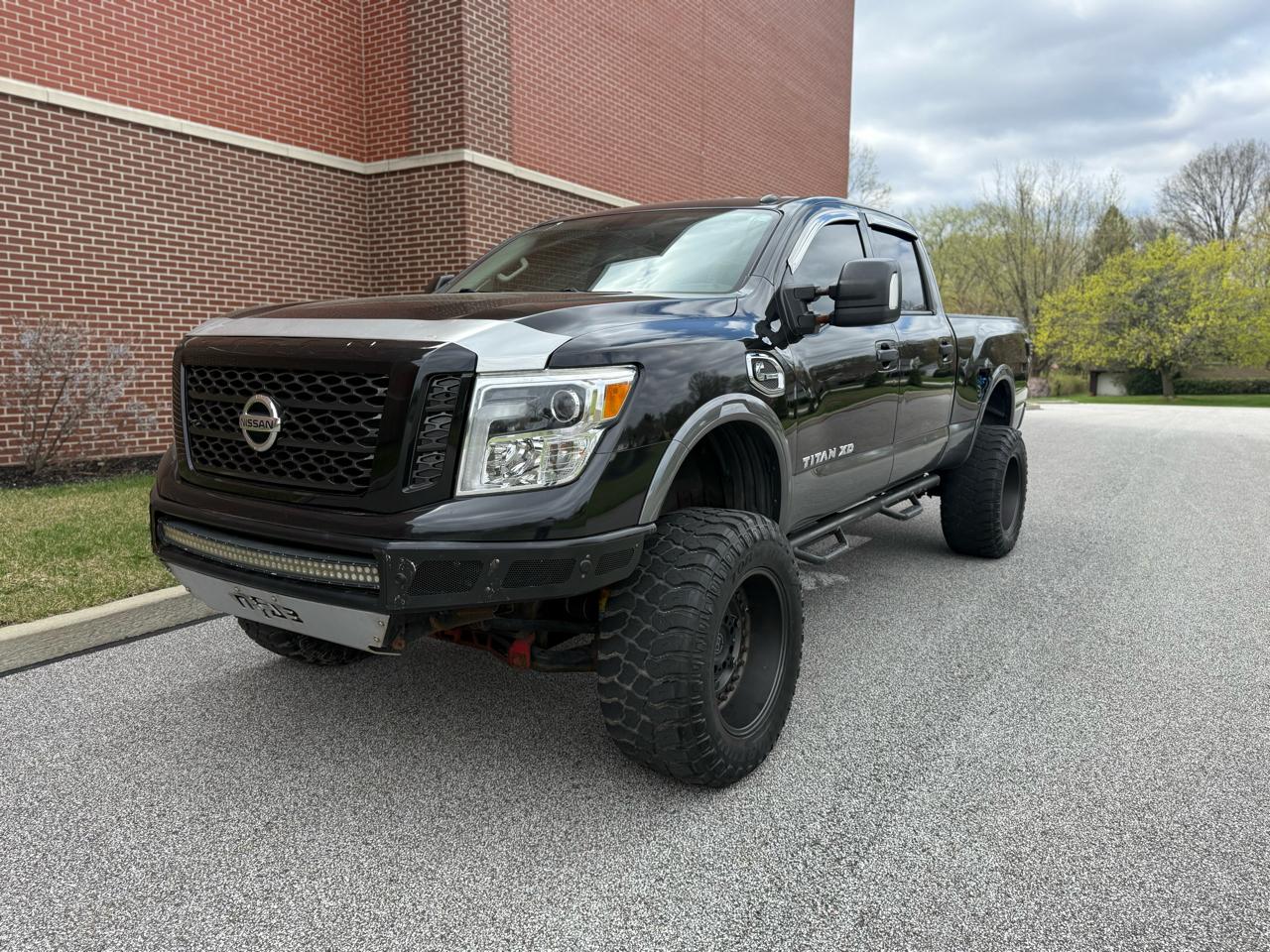 Nissan Titan XD  2017