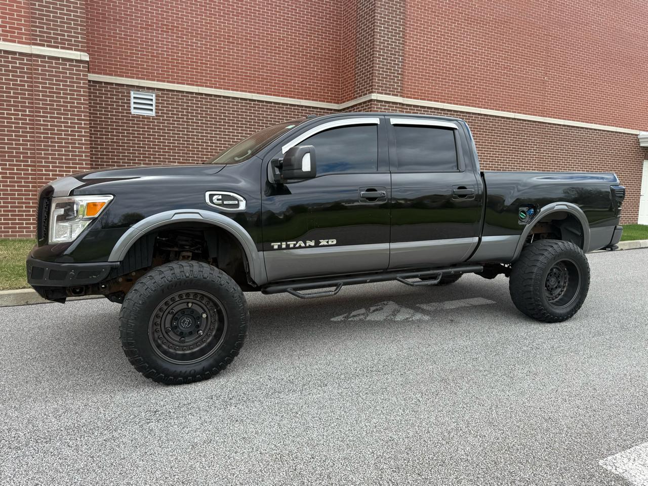 Nissan Titan XD  2017
