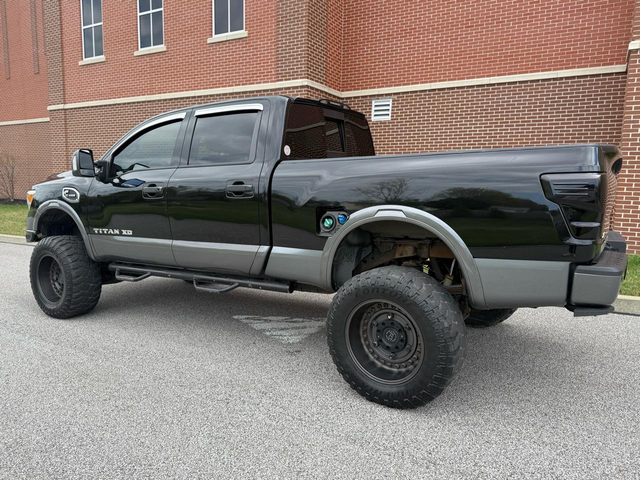 Nissan Titan XD  2017