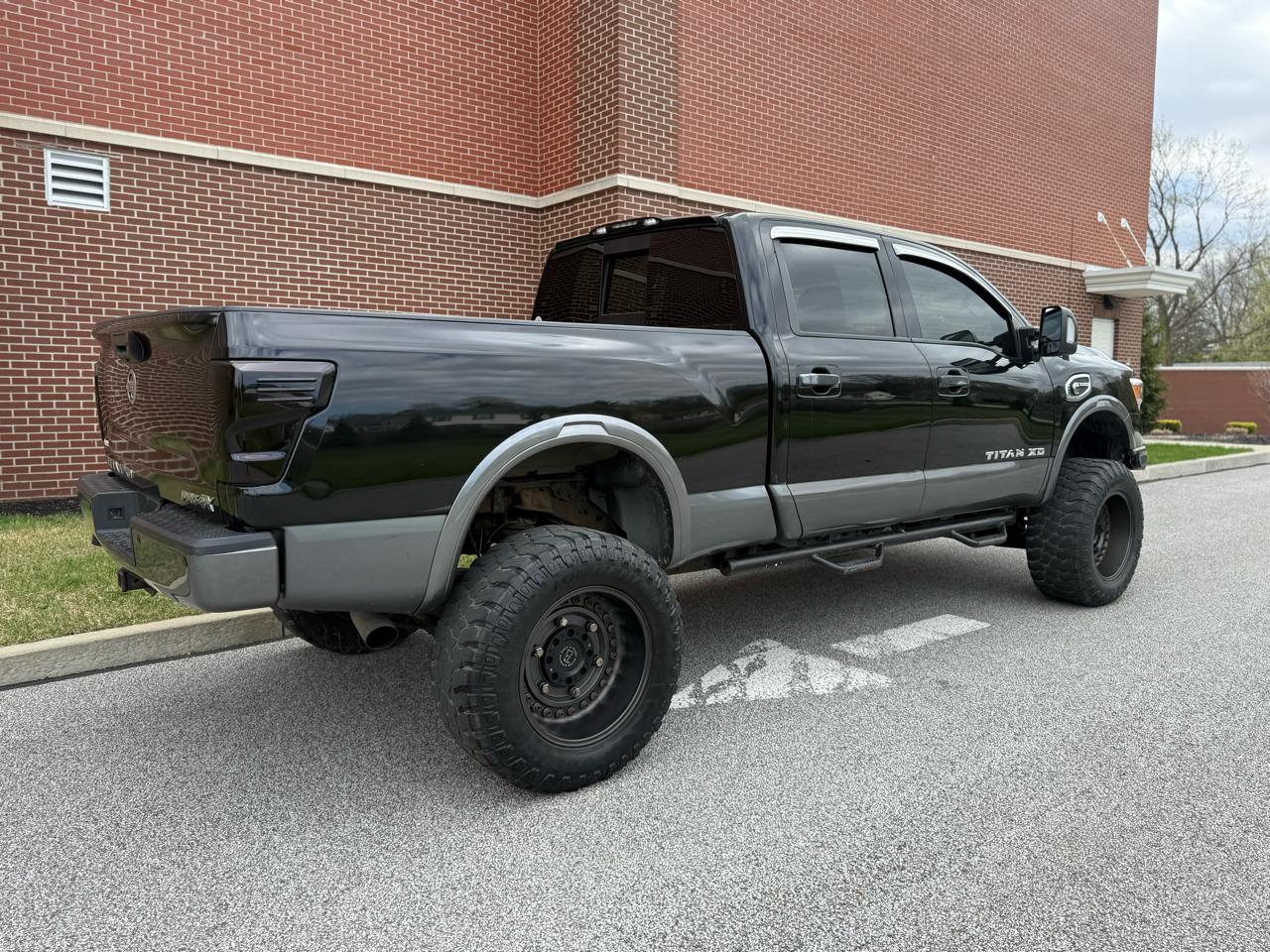 Nissan Titan XD  2017