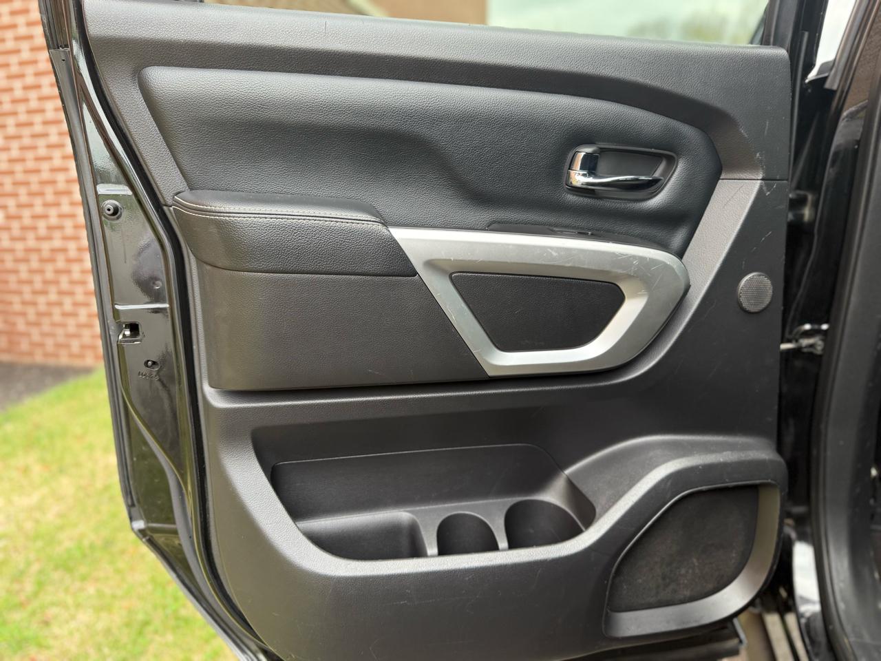 Nissan Titan XD  2017