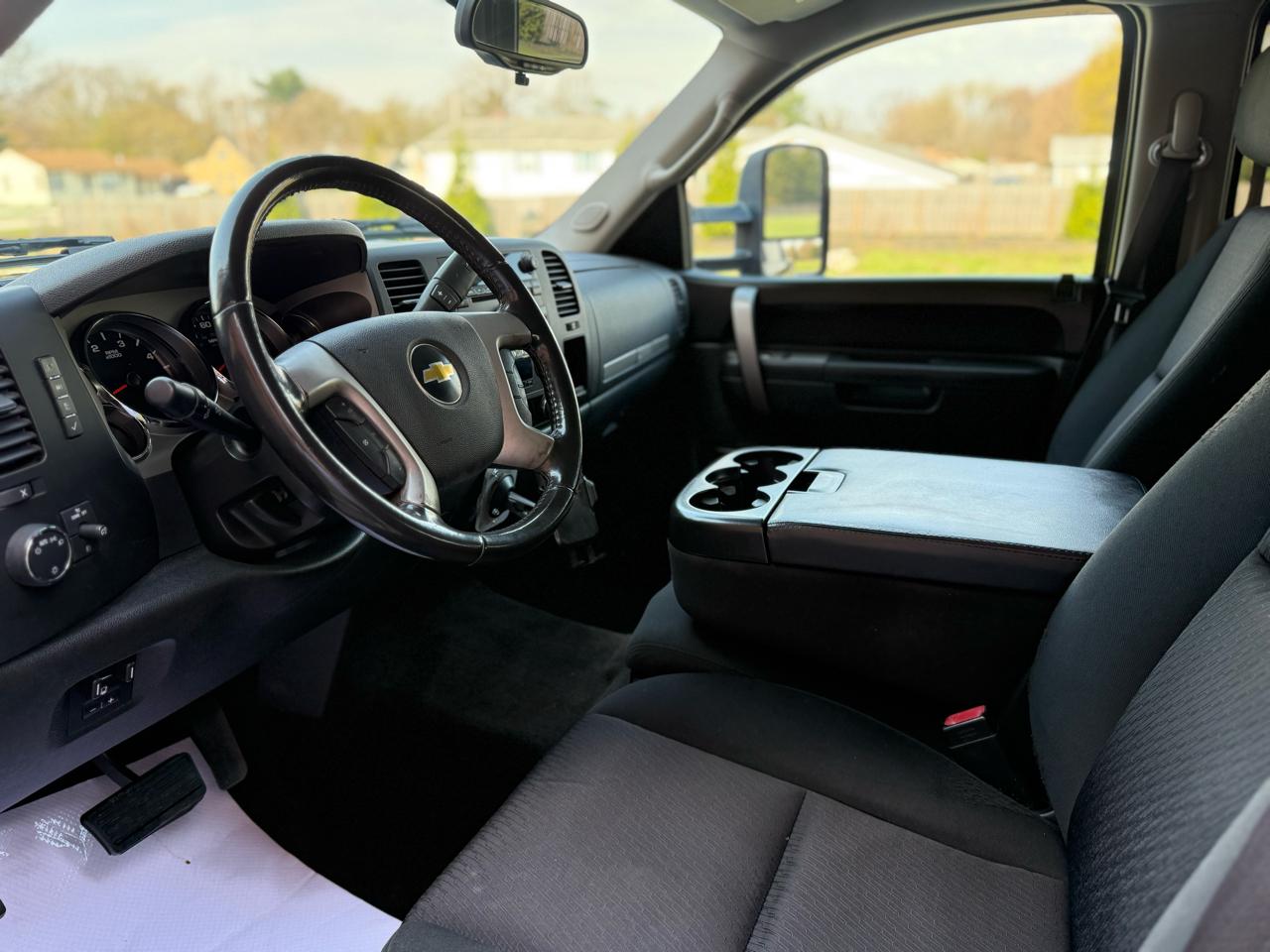 Chevrolet Silverado 2500HD  2011