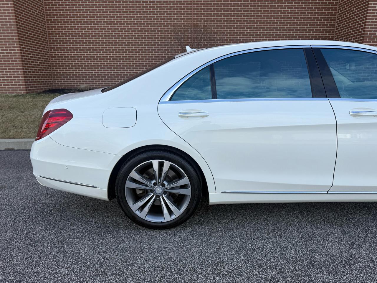 Mercedes-Benz S-Class  2015