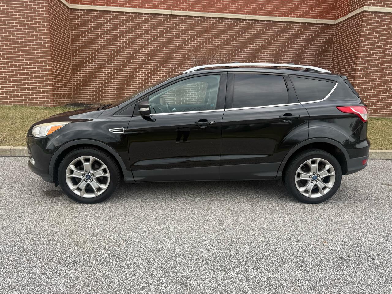 Ford Escape  2014