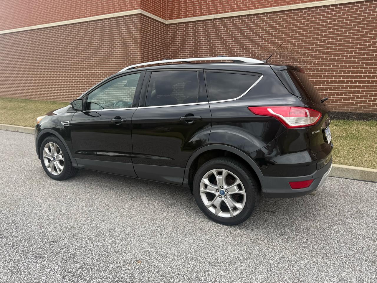 Ford Escape  2014