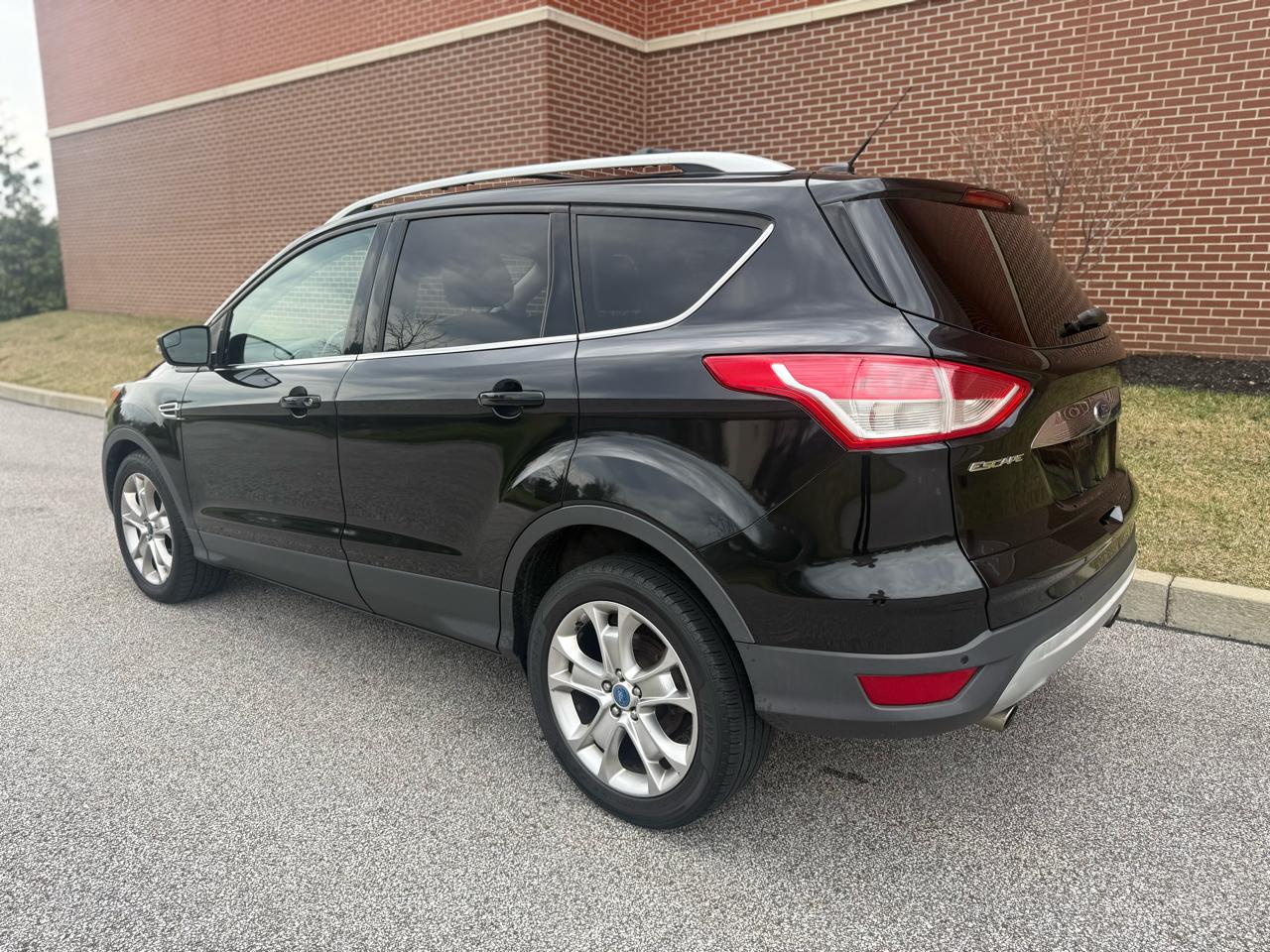 Ford Escape  2014