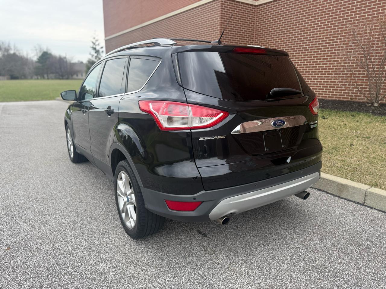 Ford Escape  2014