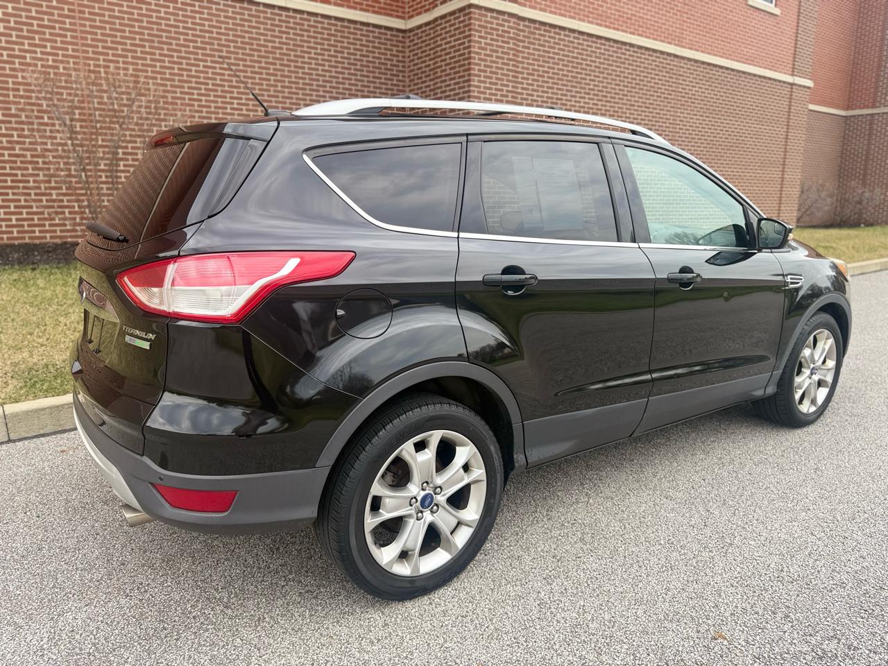 Ford Escape  2014